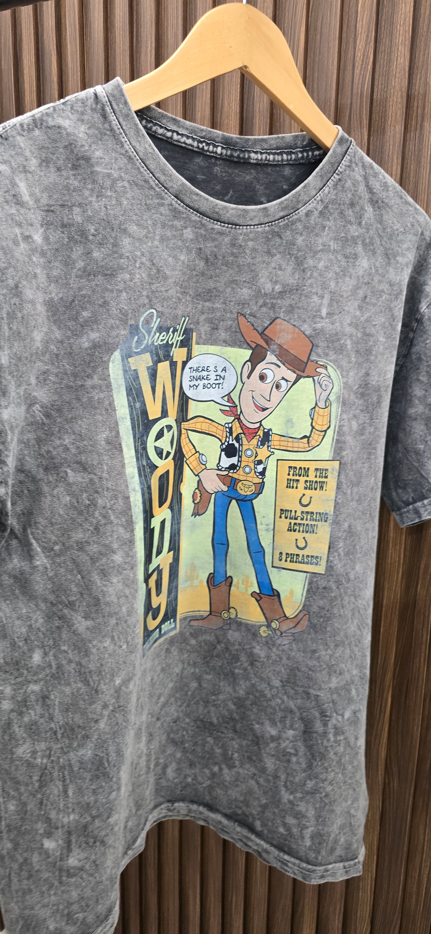 Camiseta acid wash vintage woody toy story